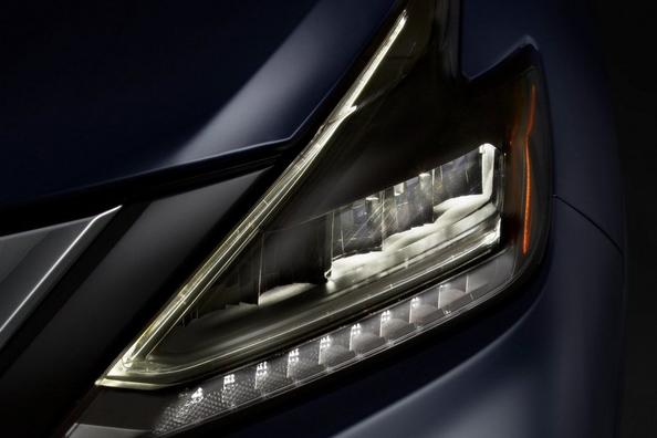 Recensione aggiornato medie dimensioni di crossover Nissan Murano Foto 7