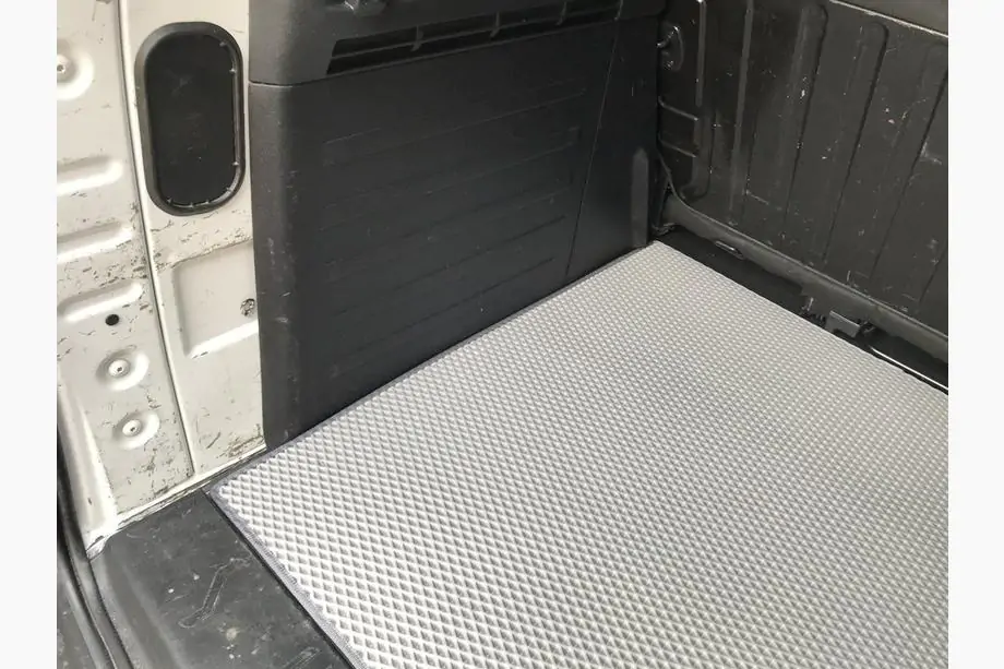 Peugeot Partner Tepee 2008-2018 Tappetino Bagagliaio EVA Grigio Foto 2