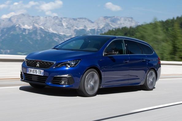 Recensione aggiornato Peugeot 308 SW station wagon Foto 9