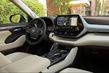 Una nuova generazione di crossover Toyota Highlander foto 11