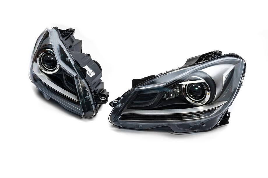 Mercedes C-class W204 2007-2015 Fari anteriori LED (2011-2015, Set 2 pezzi) Image