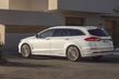 Recensione aggiornato station wagon Ford Mondeo Wagon foto 2