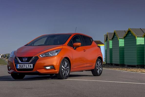 Sfoglia berlina compatta di Nissan Micra quinta generazione