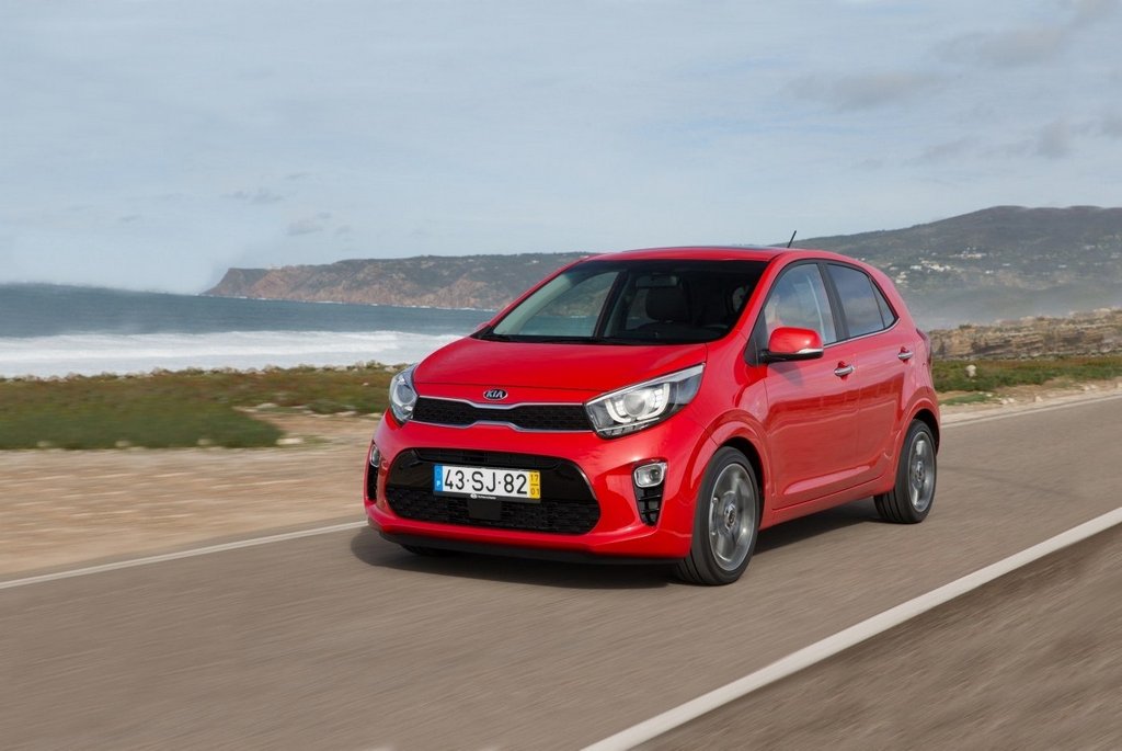 La terza incarnazione di una berlina compatta KIA Picanto