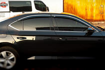 Skoda Superb 2015-2024 Deflettori Finestrini con Modanatura Cromata SD (4 pz, Niken) foto 3