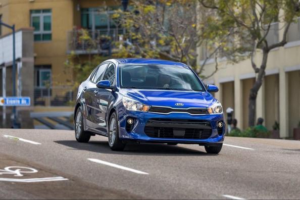 La quarta generazione della berlina compatta KIA Rio
