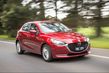Mazda 2 berlina subcompatta aggiornata foto 2
