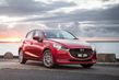 Mazda 2 berlina subcompatta aggiornata foto 1