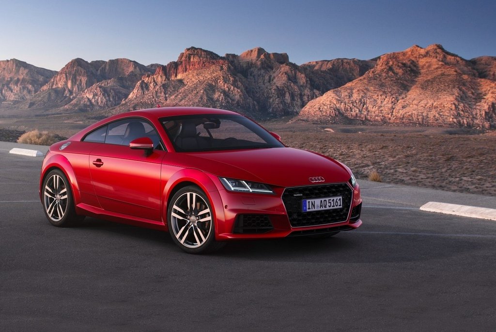 Recensione aggiornato coupé Audi TT Coupe