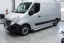 Renault Master 2011-2023 Pedane Laterali Maya V2 (2 pz, Alluminio) foto 1