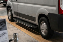 Fiat Ducato 2006-2025 Pedane laterali Bosphorus Grey (2 pz, alluminio) foto 1