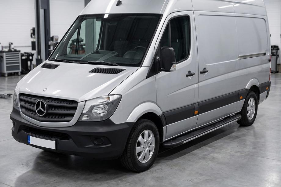 Mercedes Sprinter W906 2006–2018 Pedane laterali Bosphorus Grey (2 pz, alluminio) Lungo/ExtraLungo Image