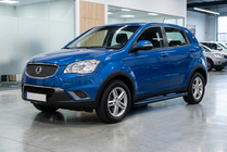SsangYong Korando 2010-2019 Pedane Laterali Maya Blue (2 pz, Alluminio) foto 1