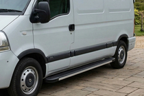Renault Master 1998-2010 Pedane Laterali Maya V1 (2 pz, Alluminio) foto 1