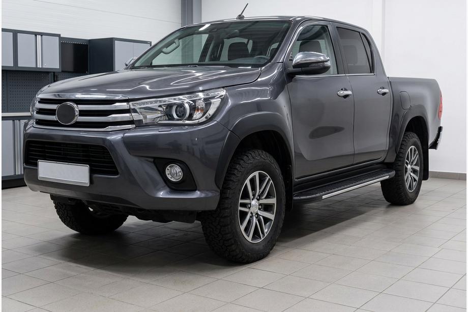 Toyota Hilux 2015- Pedane laterali Bosphorus Grey (2 pz, alluminio) Image