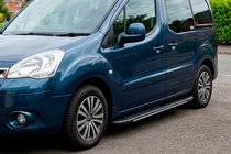 Peugeot Partner Tepee 2008-2018 Pedane laterali Bosphorus Grey (2 pz, alluminio) foto 1