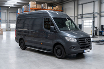 Mercedes Sprinter W907/W910 2018- Pedane laterali Bosphorus Grey (2 pz, alluminio) foto 1