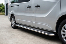 Renault Trafic 2001–2015 Pedane Laterali Maydos V2 (2 pz, Alluminio) foto 1
