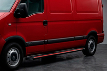 Nissan Interstar 2002-2010 Pedane Laterali Maya Red (2 pz, Alluminio) foto 1