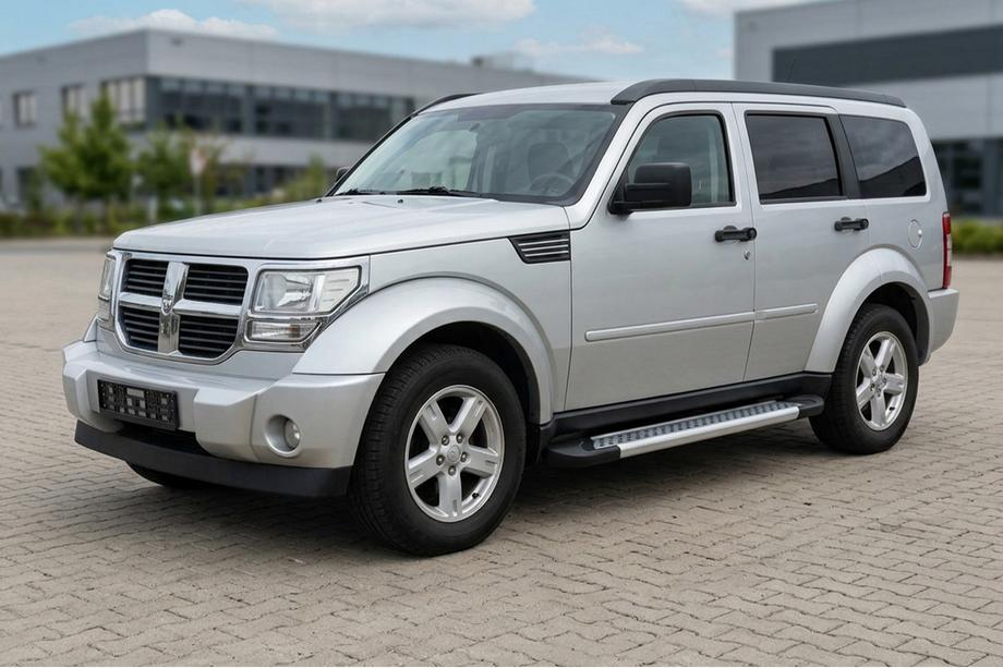 Dodge Nitro 2006-2011 Pedane Laterali New Vision Grey (2 pz, Alluminio) Image