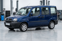 Fiat Doblo I 2001-2005 Pedane Laterali Tayga Black (2 pz, Alluminio) foto 1