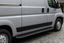 Fiat Ducato 2006-2025 Pedane Laterali Tayga Black (2 pz, Alluminio) foto 1