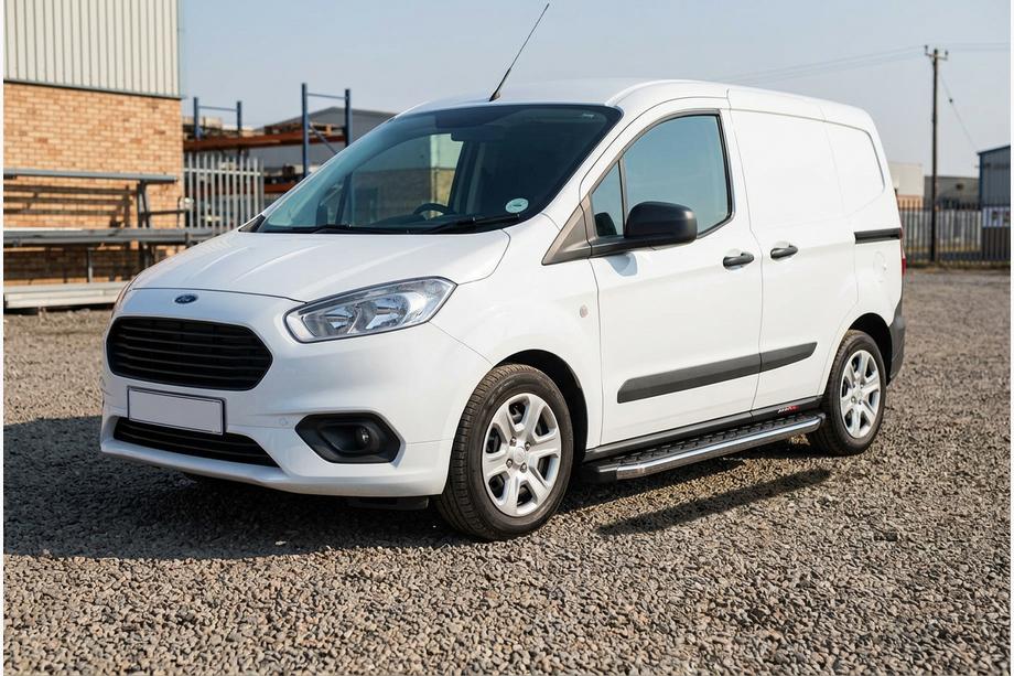 Ford Courier 2014-2023 Pedane Laterali BlackLine (2 pz, Alluminio) Foto 1