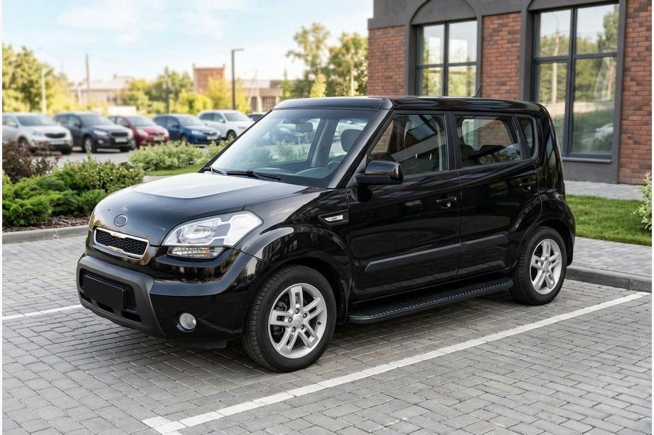 Kia Soul I 2008-2013 Pedane Laterali Tayga Black (2 pz, Alluminio) Image
