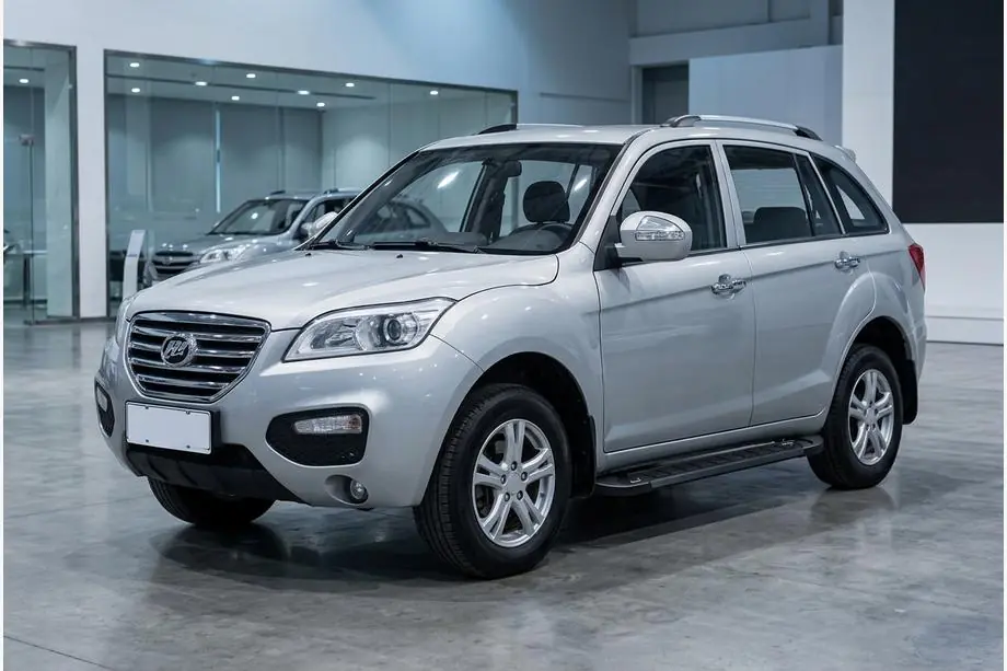 Lifan X60 2011- Pedane Laterali RedLine Black (2 pz, Alluminio) Foto 1