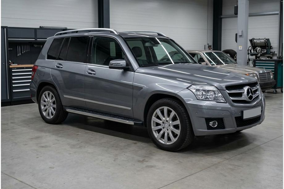 Mercedes GLK class X204 2008-2015 Pedane Laterali BlackLine (2 pz, Alluminio) Image