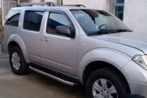 Nissan Pathfinder R51 2005-2014 Pedane Laterali BlackLine (2 pz, alluminio) foto 4
