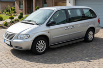 Chrysler Voyager 2001-2007 Pedane Laterali Tayga Black (2 pz, Alluminio) foto 1
