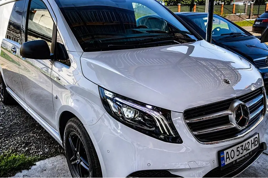 Mercedes Vito/V-class W447 2014- Fari anteriori LED design Maybach (per Vito, set 2 pezzi) Foto 3