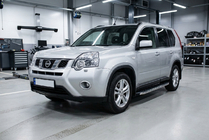 Nissan X-trail T31 2007-2014 Pedane Laterali BlackLine (2 pz, Alluminio) foto 1