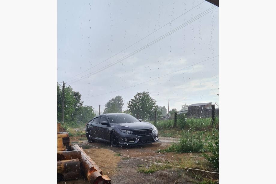 Honda Civic Sedan X 2016-2021 Labbro anteriore V1 (nero) Foto 3
