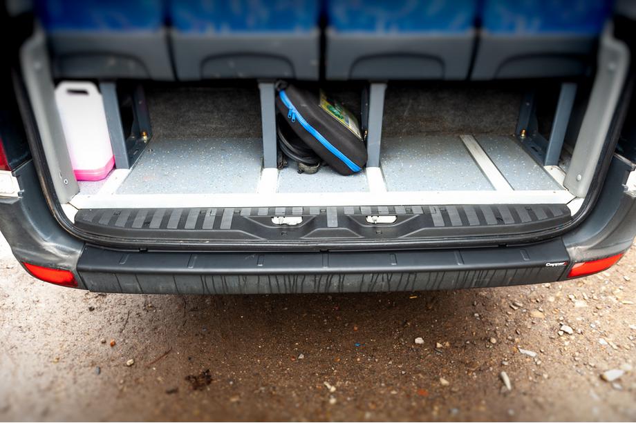 Mercedes Sprinter W907/W910 2018- Protezione paraurti posteriore EuroCap (ABS) Image