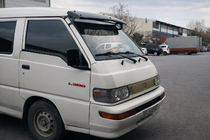 Mitsubishi L300 1986-2013 Deflettore parabrezza foto 2