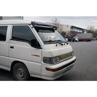 Deflettore parabrezza Mitsubishi L300 1986-2013 foto 2