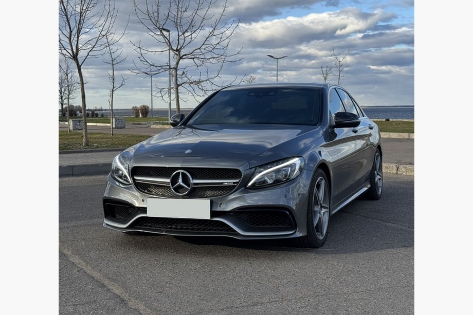 Mercedes C-class W205 2014-2021 Kit carrozzeria con paraurti posteriore completo (AMG C63-designs 2014-2018) Image