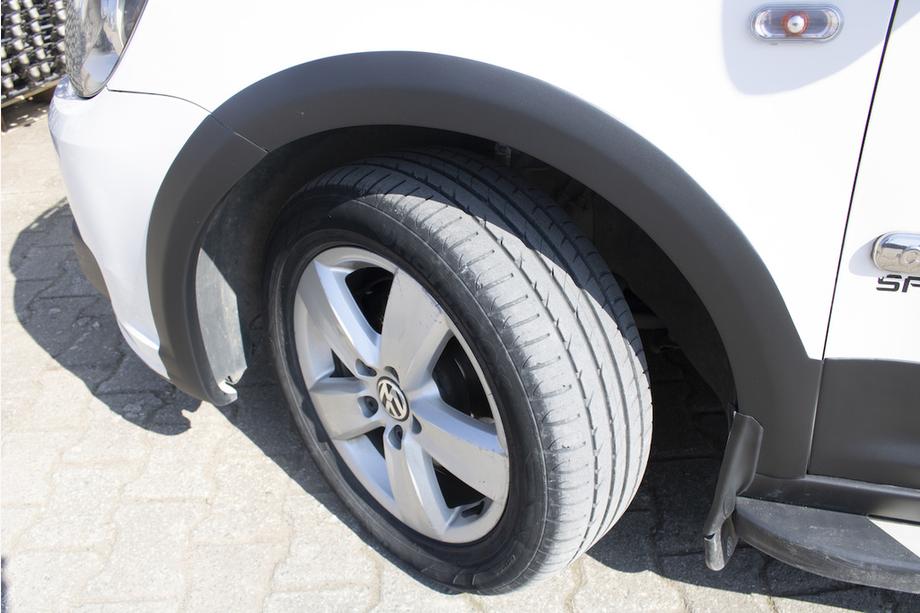 Volkswagen Caddy 2015-2020 Kit modanature e allargamenti passaruota Foto 10