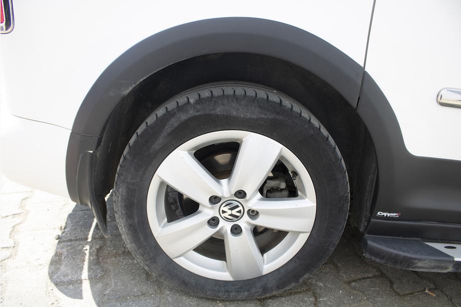 Volkswagen Caddy 2015-2020 Kit modanature e allargamenti passaruota Foto 15