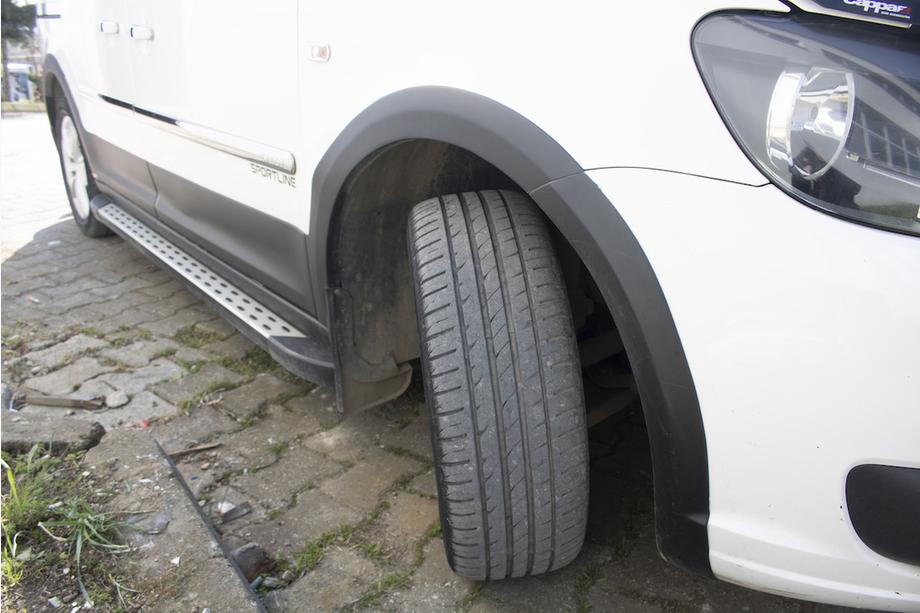 Volkswagen Caddy 2015-2020 Kit modanature e allargamenti passaruota Foto 16