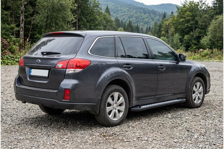 Subaru Outback 2009-2014 Pedane Laterali New Vision Black (2 pz, Alluminio) Image