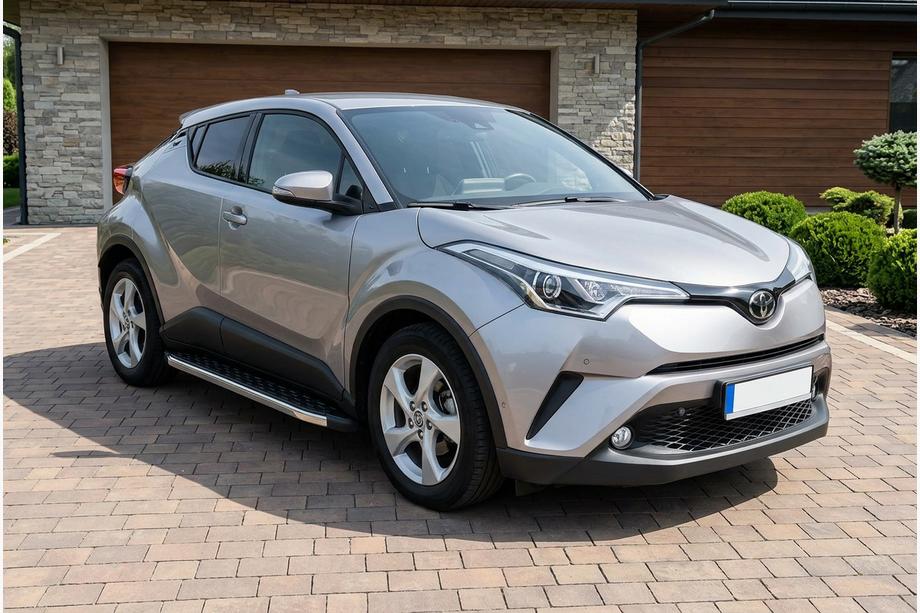 Toyota C-HR 2016-2023 Pedane Laterali BlackLine (2 pz, Alluminio) Image