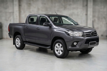 Toyota Hilux 2015- Pedane Laterali Tayga Black (2 pz, Alluminio) foto 1