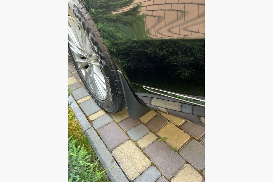 Audi A8 2010-2018 Paraspruzzi originali Premium A8/A8L (4 pz) Image