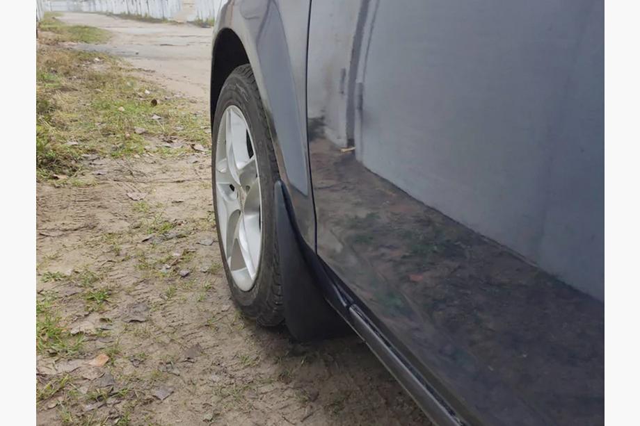Ford Focus II 2008-2011 Paraspruzzi originali Premium HB (4 pz) Foto 6