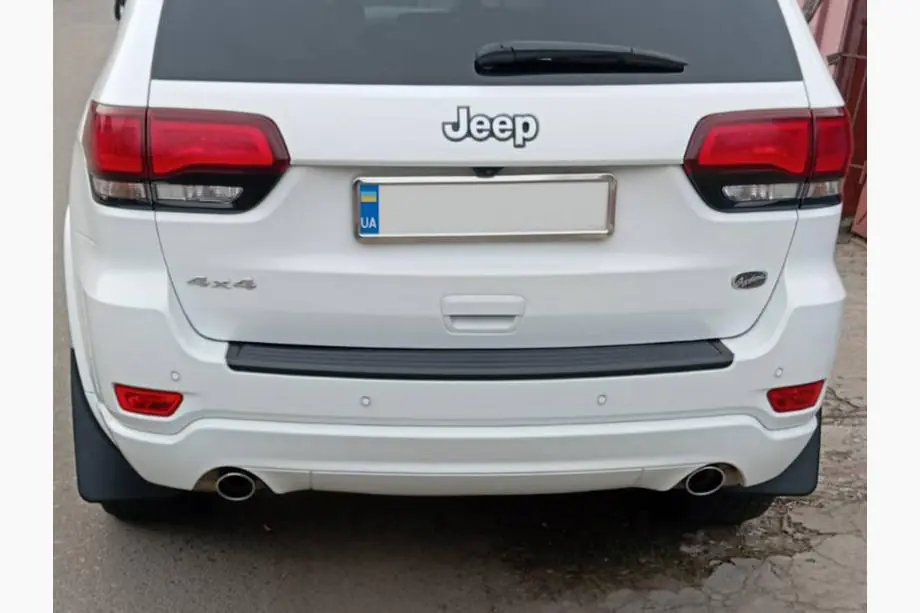 Jeep Grand Cherokee WK2 2010-2021 Paraspruzzi Premium (4 pz) Foto 6