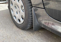 Peugeot 206 1998-2024 Paraspruzzi Premium (4 pz) foto 2