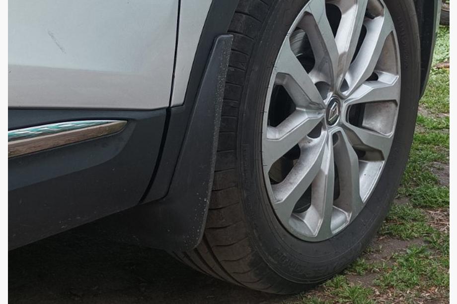 Renault Kadjar 2015-2022 Paraspruzzi originali Premium V1 (set 4 pezzi) Image
